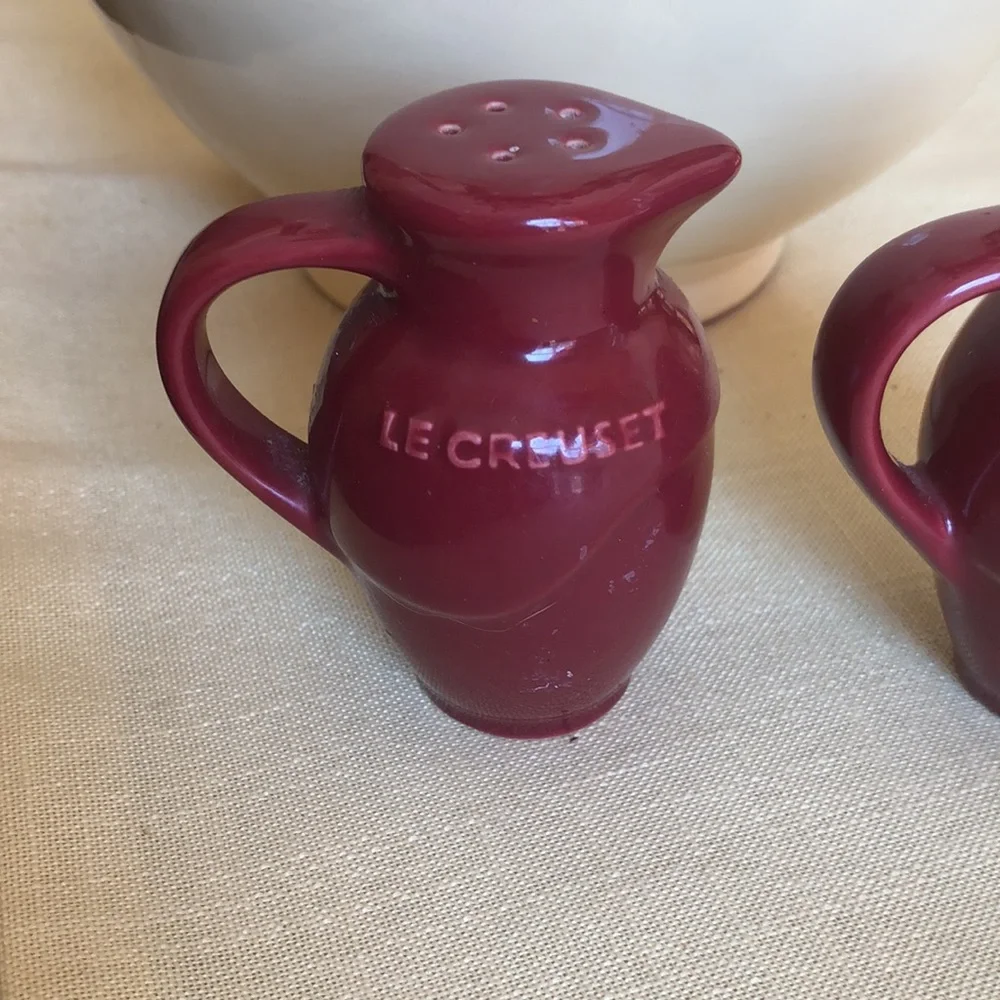 Le Creuset elegant le